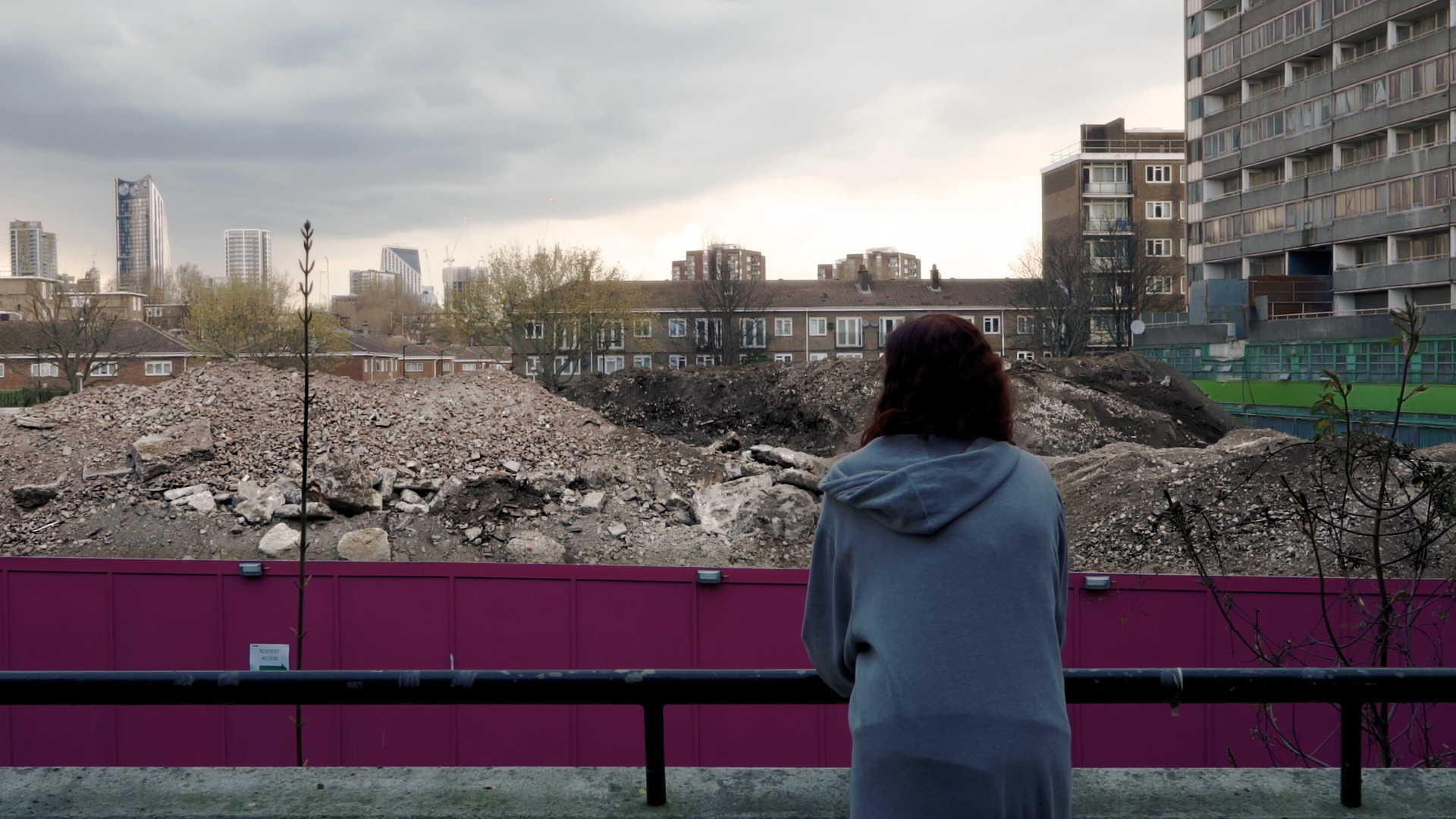 Frame from the film Aylesbury Estate (2020).